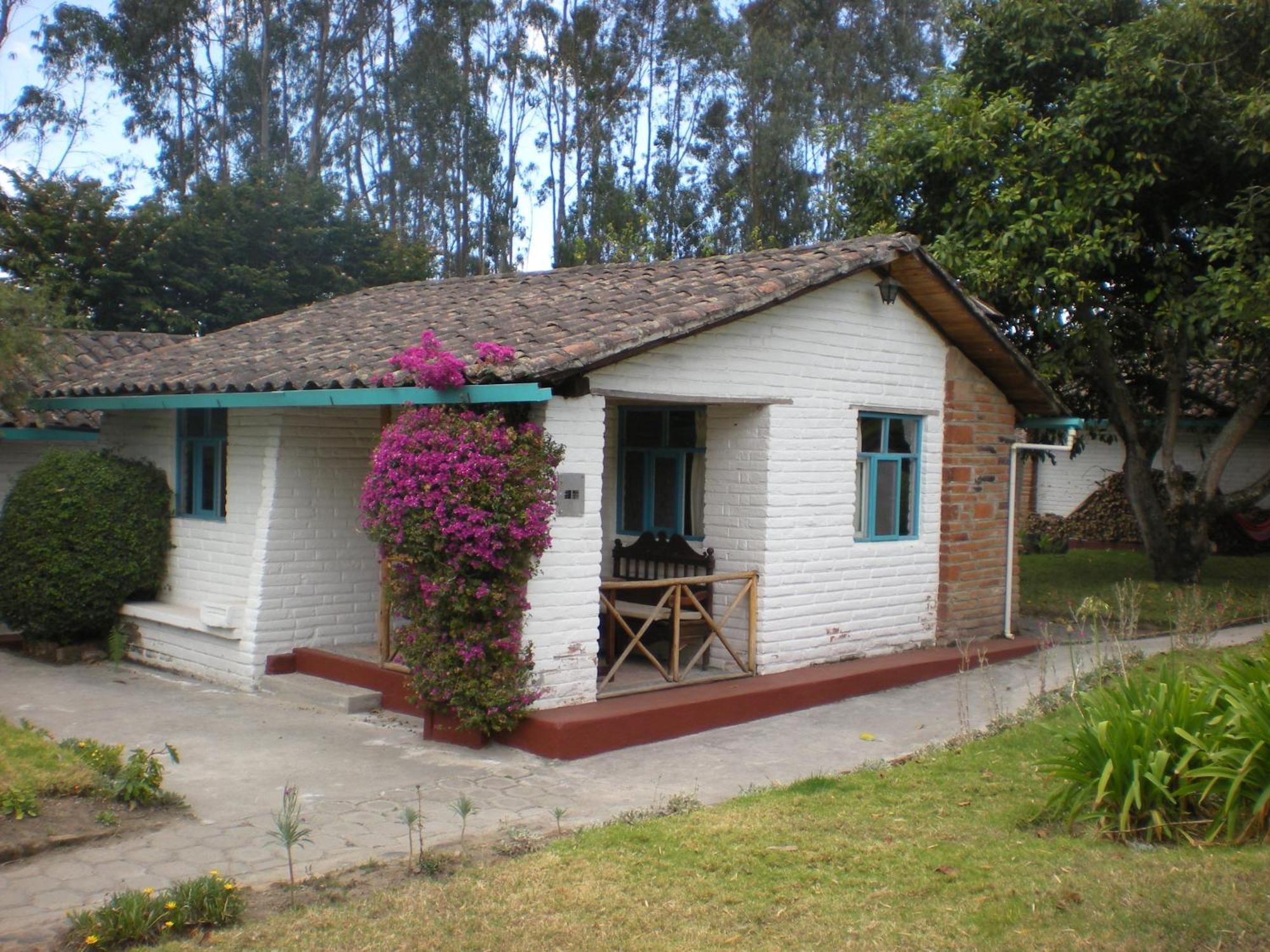 Las Palmeras Inn Otavalo Exterior foto